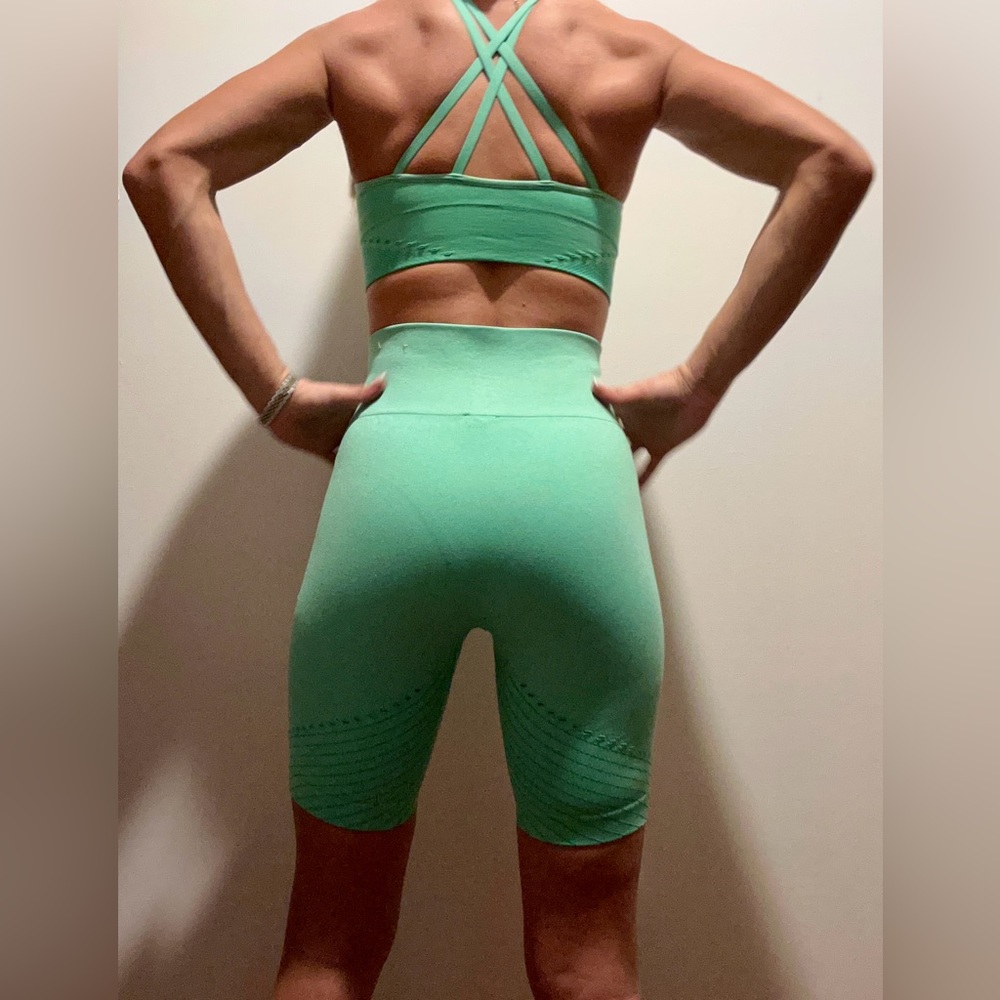 JOY•LAB - Picture 2 of 4